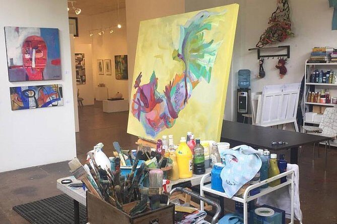 Art tour through artists' workshops around San Miguel de Allende - Stop 1: Bellas Artes when the route lines up