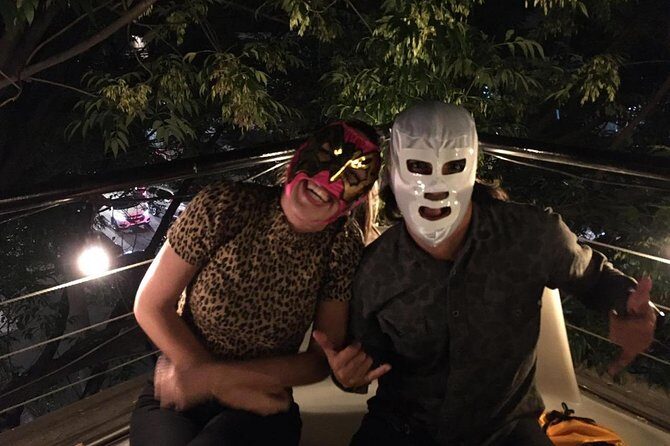 Authentic Lucha Libre Tour : Wrestling School, Tacos & Mezcal - Meeting the Right Kind of Guide: Context Before the Chaos