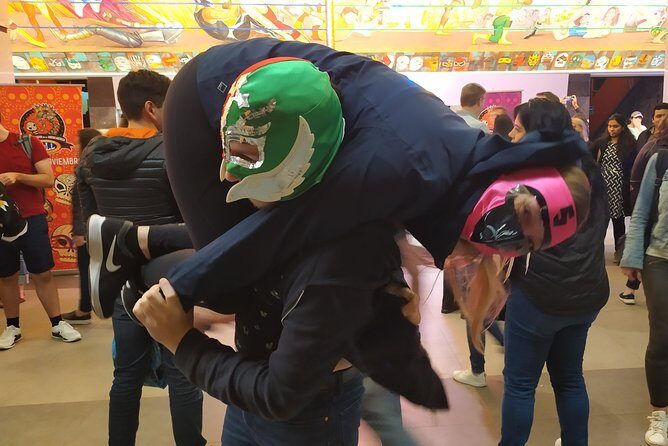 Authentic Lucha Libre Tour : Wrestling School, Tacos & Mezcal - FAQ
