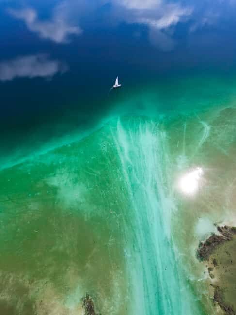 Bacalar: Lagoon Sailing Tour with Snacks and Drinks - Why Bacalar by sail works so well on a 3-hour timeline