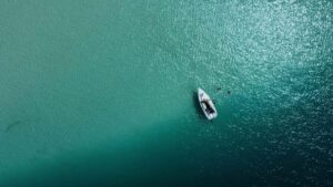Bacalar: Lagoon Sailing Tour with Snacks and Drinks - Meeting Bacalove Sailing and finding the boat fast