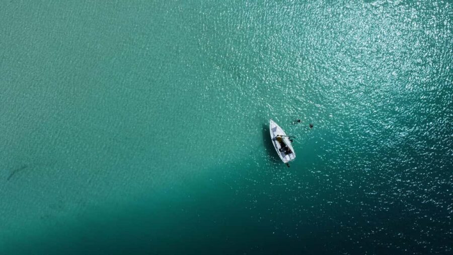 Bacalar: Lagoon Sailing Tour with Snacks and Drinks - Meeting Bacalove Sailing and finding the boat fast