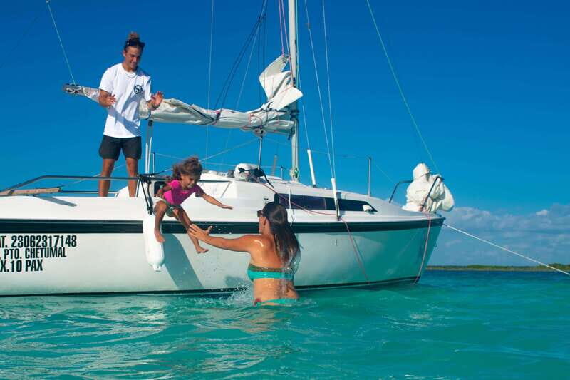 Bacalar: Private Sailboat Tour with Lagoon Swimming - El Canal de los Piratas and Cenote Negro: photo stops with purpose