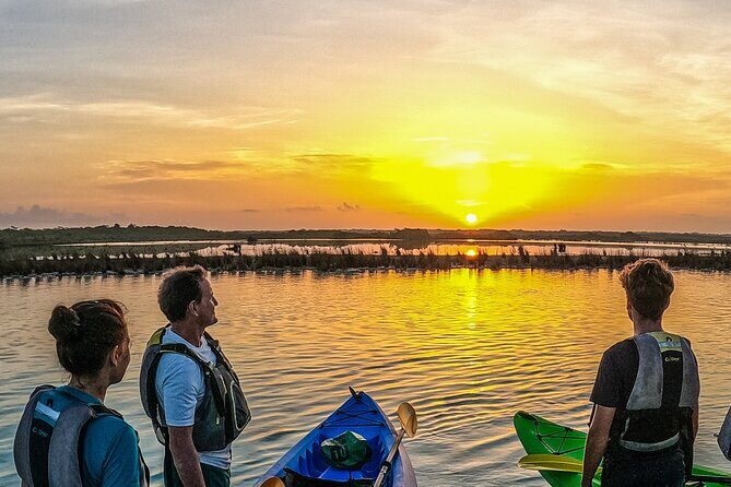 Bacalar Sunrise in Kayak - Photos, GoPro, and DJI drone: manage expectations (but don’t skip the request)