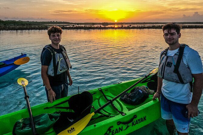 Bacalar Sunrise in Kayak - Paddling reality: wind, beginners, and how hard this feels