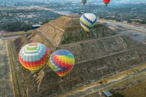 Balloon Flight and Tour in Teotihuacán from Mexico City - Volando Alto Teotihuacán: coffee, cookies, and a structured launch day