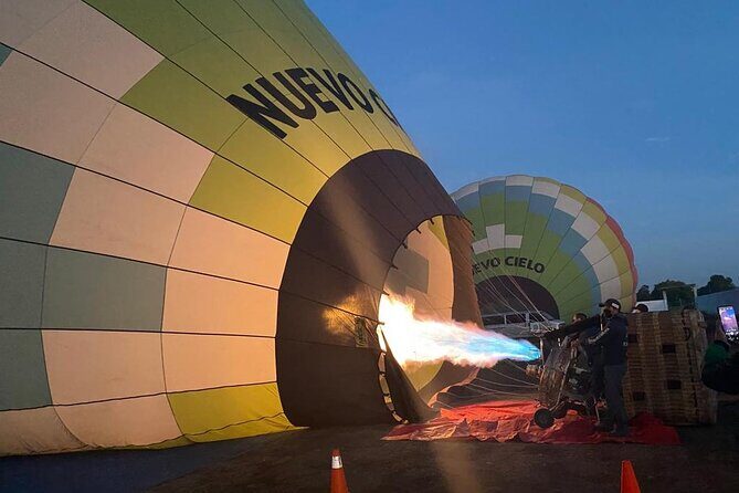 Balloon Flight + Breakfast in a cave + Pick up CDMX + Pyramids - Breakfast in a cave: what’s included, and what can surprise you