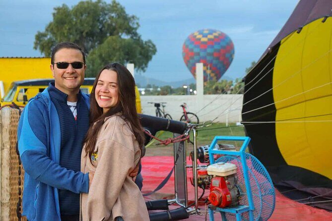 Balloon flight Teotihuacan, Breakfast in a cave Pick up in CDMX - Cine En La Cueva: Breakfast Plus a Fun Cave Stop