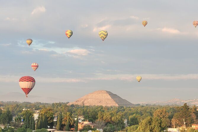 Balloon flight + Transportation + Breakfast in Cave or buffet + Pyramids - Getting from Mexico City: pickup, comfort, and keeping the day on track