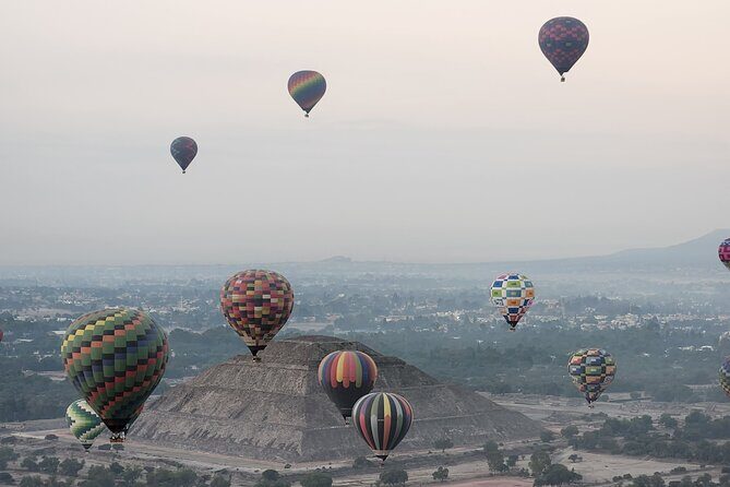 Balloon flight + Transportation + Breakfast in Cave or buffet + Pyramids - Entering the archaeological zone: walking among the pyramids