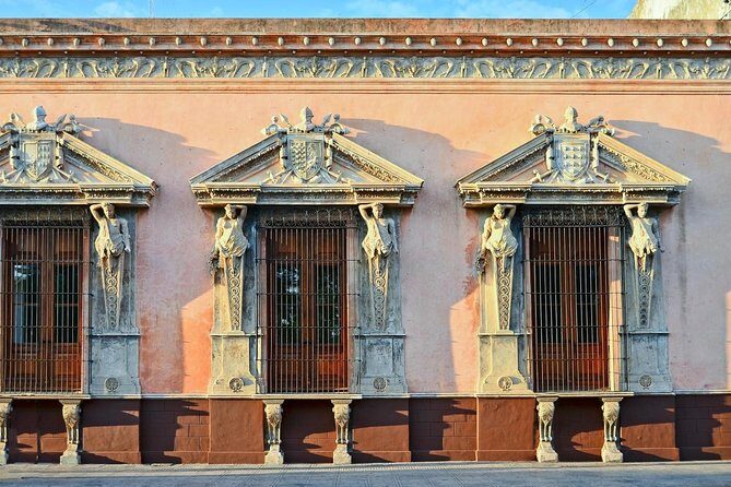 Bar hopping tour in Merida - Stop at El Lucero: A Modern Cantina Starter