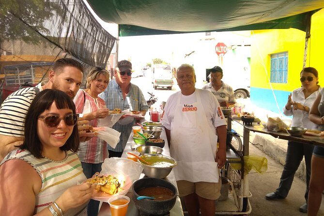 Barrio Bites tour - Timing and Prep: What to Wear and When to Book