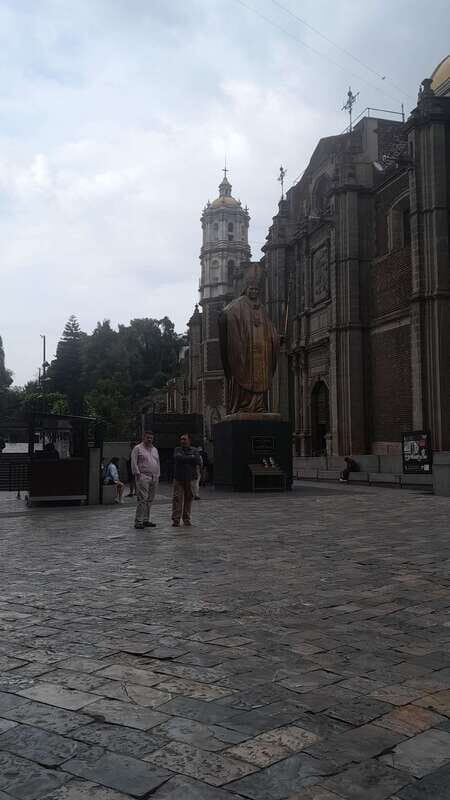 Basilica de Guadalupe: Complete Walking Tour - Up Tepeyac to El Cerrito: the hill leg that turns into a story