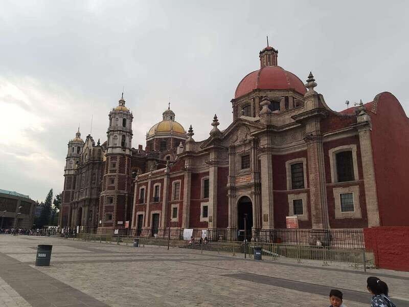 Basilica de Guadalupe: Complete Walking Tour - Plaza de las Américas and Atrio de las Américas: where the tour breathes