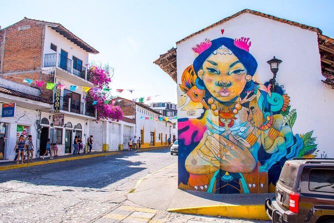 Best of Puerto Vallarta Private Tour: Highlight Treasures and Hidden Gems - Why this private walk is a great first-day plan in Puerto Vallarta