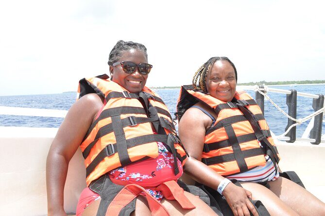 Best Parasailing Cozumel + Locker - San Francisco Beach Club makes this feel simple