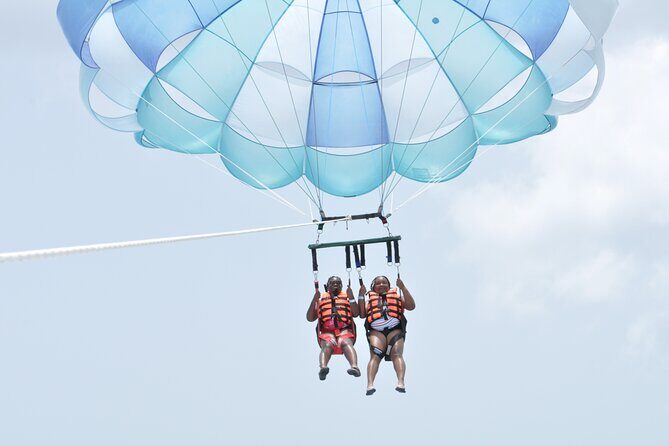 Best Parasailing Cozumel + Locker - Locker and beach club access: value after you land