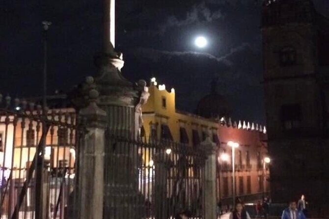 Best PRIVATE TOUR of Legends and Events in the Historic Center - Meeting Point, Timing, and How the Private Format Really Helps