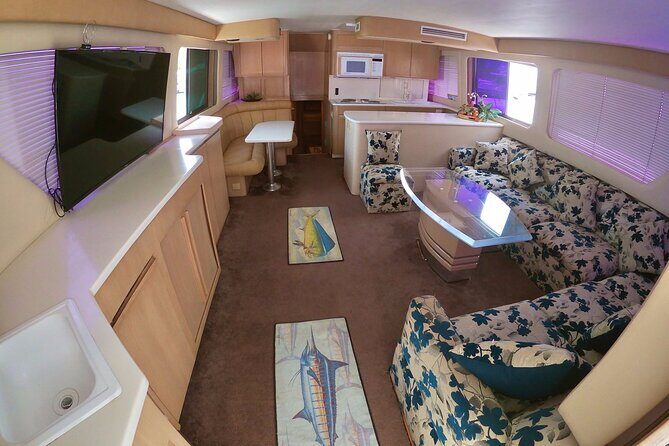 Biggest Luxury Yacht Boat Best in Cancun up to 28 pax - Price and Logistics: What It Costs You Beyond the Base Fee