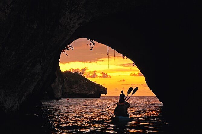 Bioluminescence by kayak or SUP to Los Arcos Puerto Vallarta - Physical Reality Check: This Is a Workout in Open Water