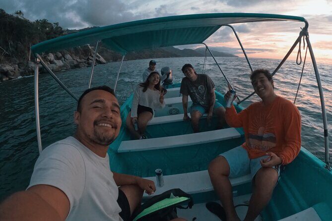 Bioluminescence & sunset local boat tour to Los Arcos Sanctuary - Bioluminescence at night: how to get the strongest glow