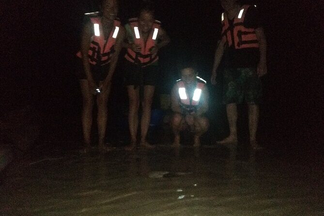 Bioluminescence Tour in Kayak in Holbox Island - Timing and the moon: the difference between magical and muted