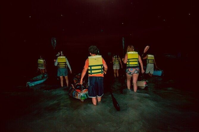 Bioluminescence Tour in Kayak in Holbox Island - Guides, language, and how the tour feels in real life