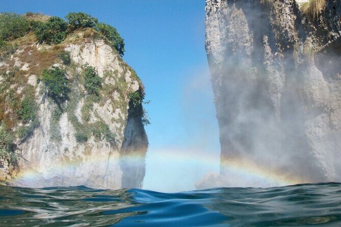 Boat and Snorkel Tour to 5 Islands of Los Arcos - Cave Swimming and How Guides Handle Shifting Water