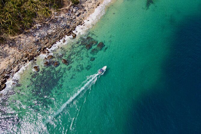 Boat Excursion and Hiking Walk in Quimixto - Boca de Tomatlán boat transfer: the fun start of the day