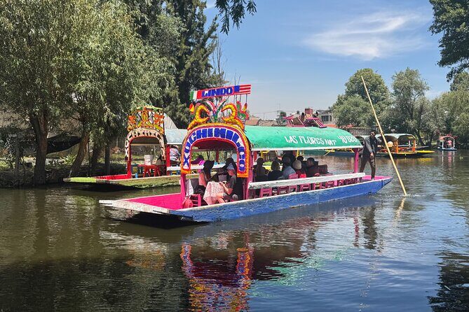 Boat Tour in Mexico City and Mezcal Fiesta with Food and ∞Drinks - The hosts make the party: energy you can feel within minutes