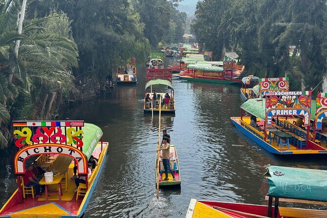 Boat tour in Mexico City with Live Guide with Food and Drinks - Key Highlights at a Glance