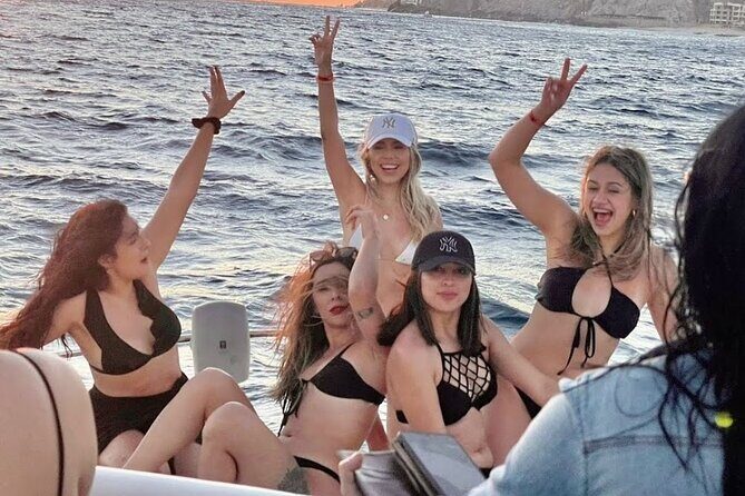 Cabo Arch Sunset Yacht Tour - Dinner & Drinks — Up to 18 Guests - Crew service that keeps the boat day easy