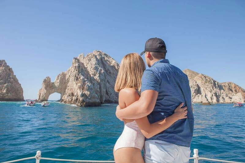 Cabo Catamaran Snorkel: Arch & Santa Maria, Open Bar, Snacks - Who this tour is perfect for (and who should think twice)