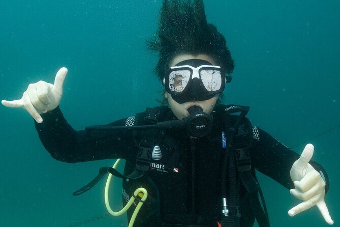 Cabo San Lucas 2 Tank Scuba Diving - Snacks, Drinks, and Cabo Arch: The Surface Break That Keeps the Day Fun