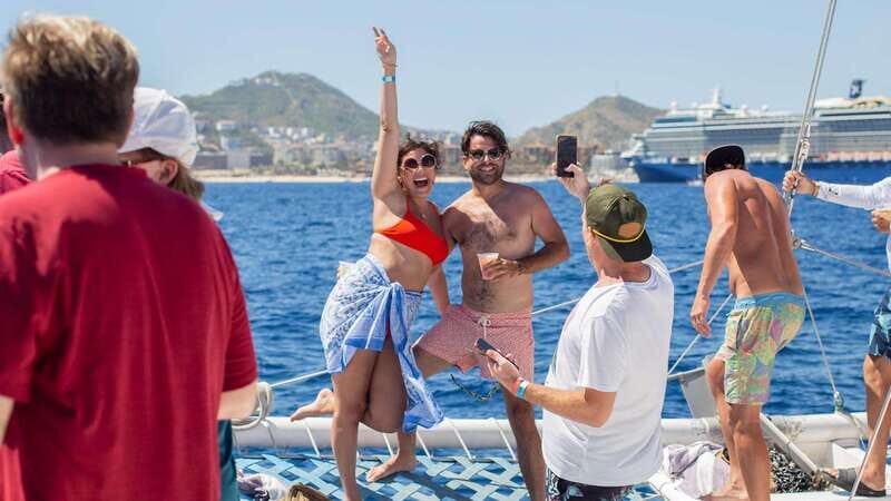 Cabo San Lucas: 4-Hour Snorkeling Cruise with Open Bar - Pickup and getting on board: how the timing really works