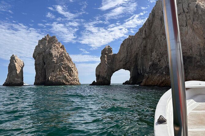Cabo San Lucas Arc Group Tour in Glass Bottom Boat - Stop 1: El Arco de Cabo San Lucas and the Photo-Ready Routine