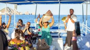 Cabo San Lucas: Cabo Mar Mexican Flavors Sunset Cruise - Getting picked up and reaching the dock without stress