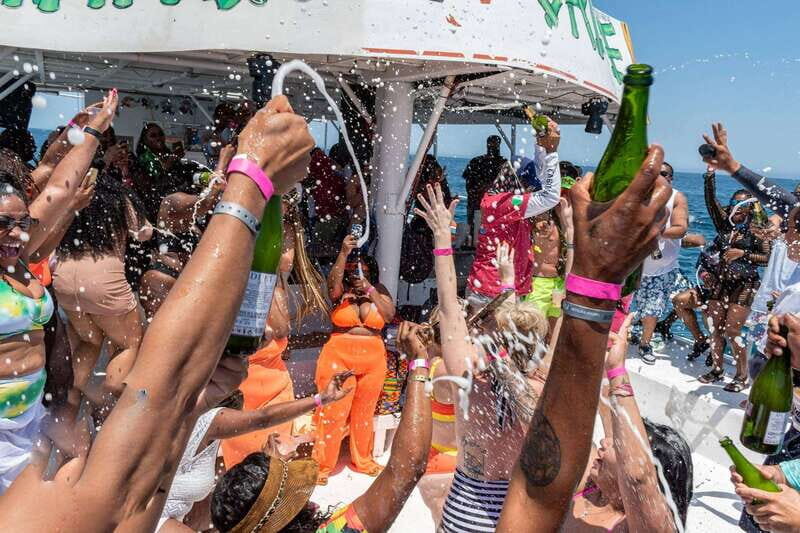 Cabo San Lucas: Hip Hop Boat Party with Unlimited Drinks - Unlimited drinks and snack time: what’s included and what to watch