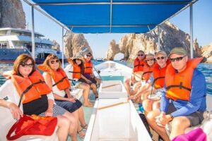 Cabo San Lucas sightseeing and Famous Arch tour - The Famous Arch (El Arco) boat ride: where the scenery actually comes alive
