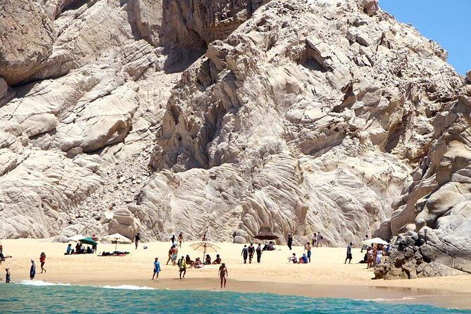 Cabo San Lucas sightseeing and Famous Arch tour - Hotel pickup and A/C van: the small logistics that make the tour feel easy