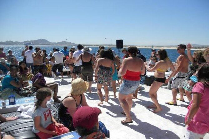 Cabo San Lucas Sunset Dinner Cruise with Open Bar - The 5:00 pm Route: Cabo Arch Views From the Water