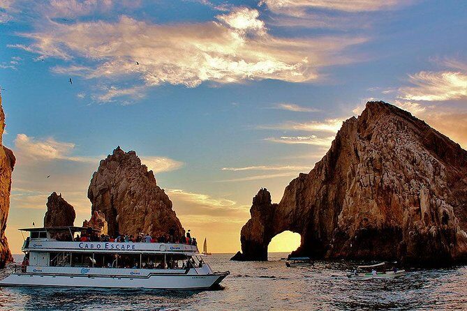 Cabo San Lucas Sunset Dinner Cruise with Open Bar - Dinner on Board: Fajita Buffet, Limited Kitchen Time