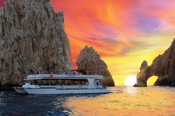 Cabo San Lucas Sunset Dinner Cruise with Open Bar - Dock Zero Timing: How to Avoid the Hectic Start