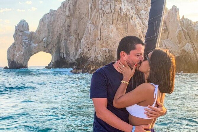 Cabos Original Sunset Cruise To The Arch - Los Cabos Arch: the money shot (and how to enjoy it)