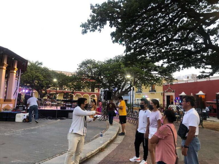 Campeche: Highlights, Museums and Downtown Tour - Historic Center Highlights: Cathedral, Churches, and Tunnel Stories