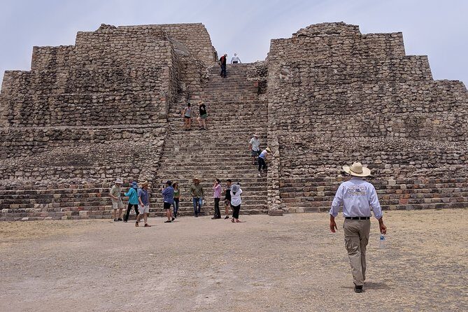 Canada de la Virgen Archaeological Site Tour - The walk through the ruins: 3 km, mostly uphill, lots of steps