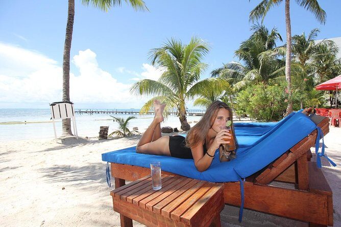 Cancun All Inclusive Catamaran Tour to Isla Mujeres - Crew, Group Size, and the Language Factor
