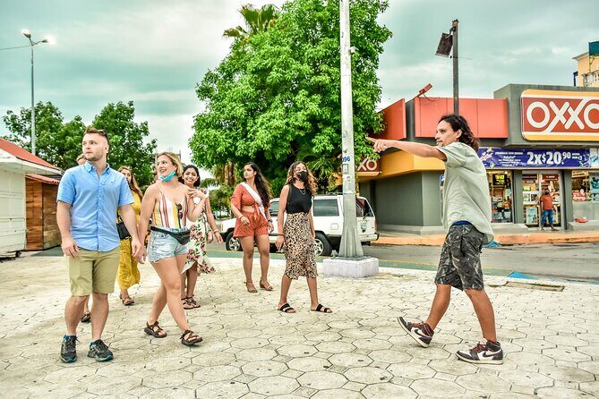 Cancun Authentic Taco Tour - Guide style: why the small group makes it feel personal