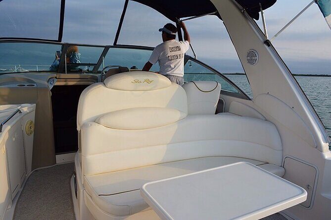 Cancun Bay Private 2-Hour on a Luxury Yacht - What’s included on the yacht (and what costs extra)