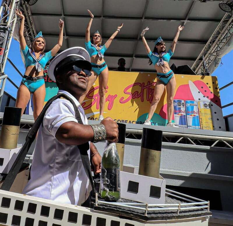 Cancún: Coco Bongo Beach Party Experience - What to Bring (So You Don’t Spend the Party Fixing Problems)